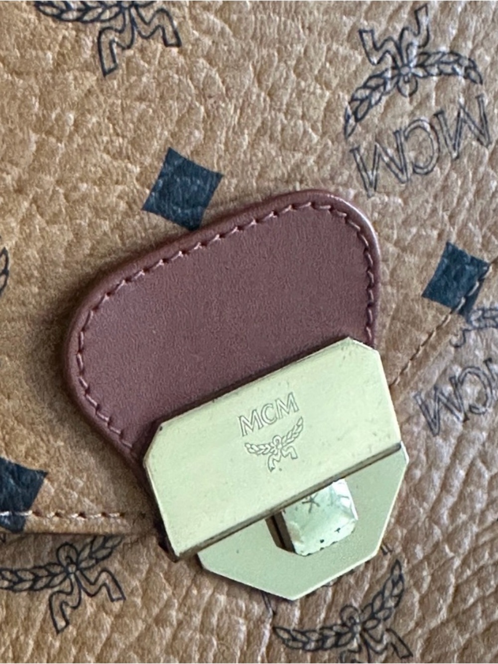 MCM Briefcase - Picture 8 of 10